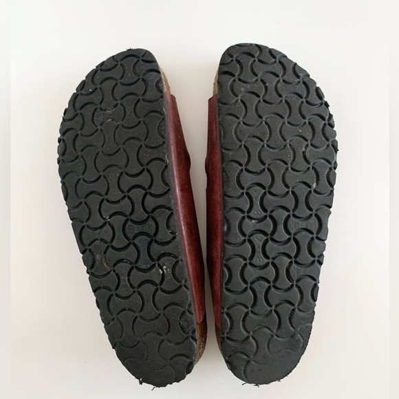 BIRKENSTOCK Maroon size 8/8.5 (40) - Picture 4 of 4